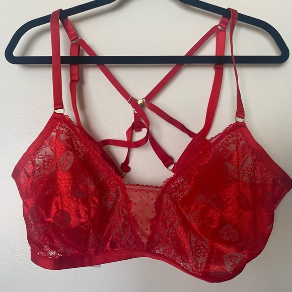 Savage X Fenty Other - Red Savage X Fenty lace Bra